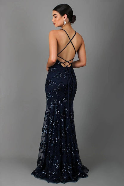Nora – bodenlanges Abendkleid mit Paillettenstickerei, tiefem Rückenausschnitt und Spaghettiträgern 1