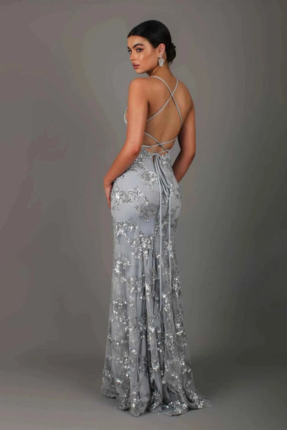 Nora – bodenlanges Abendkleid mit Paillettenstickerei, tiefem Rückenausschnitt und Spaghettiträgern 5