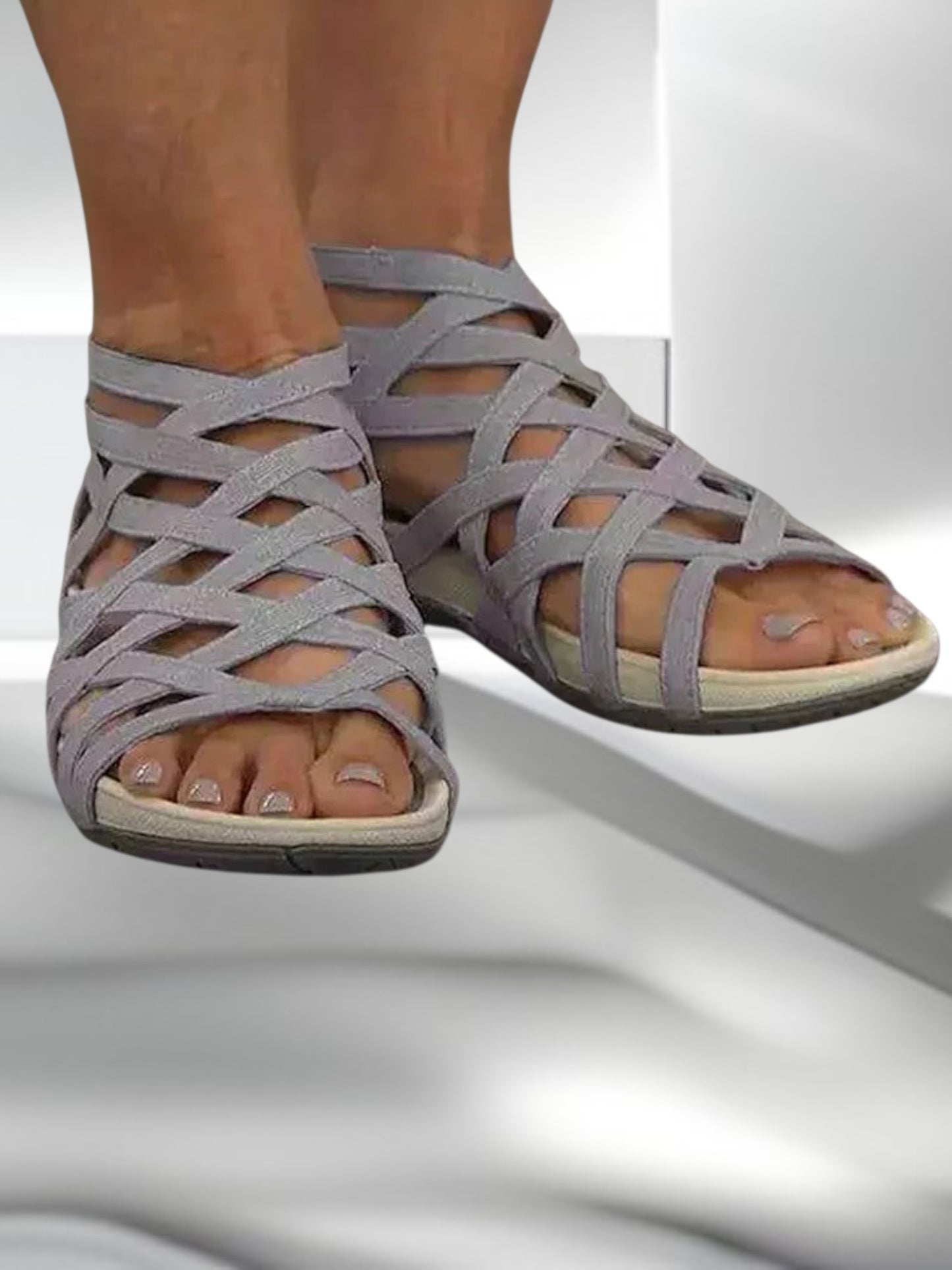 Olesya | Stilvolle orthopädische Sandalen für Damen mit maximalem Komfort und eleganter Optik | Helles Leopardenmuster | Grau