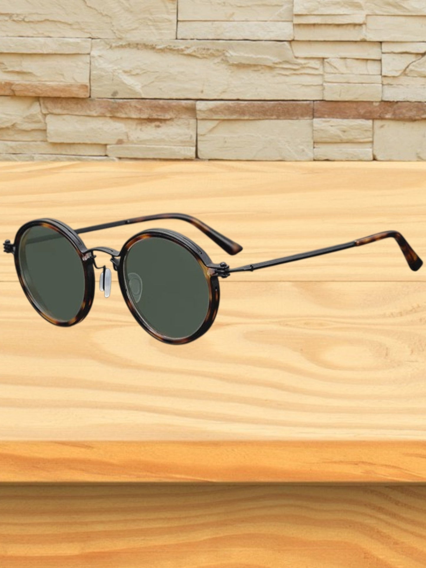 Runde Herrensonnenbrille im Vintage-Stil mit poliertem Metallrahmen und UV-Schutz 3