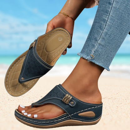 Sommerliche Sandalen aus atmungsaktivem Material mit flexibler Sohle | Blau 2