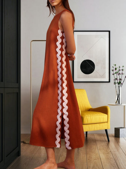 Teresita | Elegantes Maxikleid für Damen mit seitlichen Schlitzen aus leichtem Stoff für Sommer und festliche Anlässe | Braun
