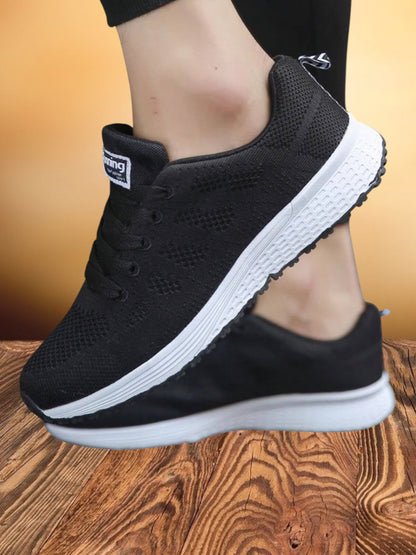 Thora | Orthopädische Turnschuhe für Damen mit Atmungsaktivem Material und Robuster Sohle | Schwarz 3