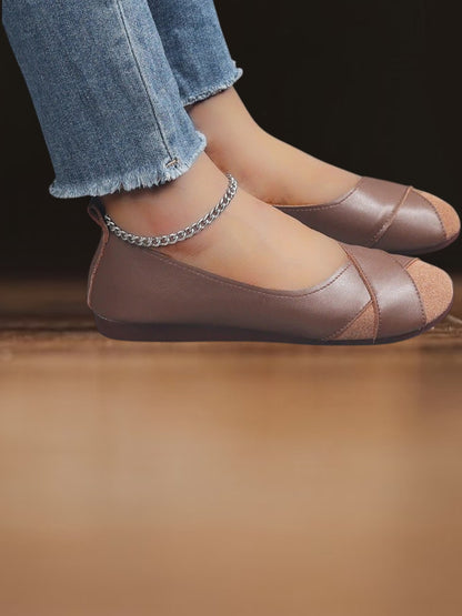 Tilde | Bequeme schwarze Ballerinas aus weichem PU-Leder für Damen, elegantes Slip-on Design | Braun 2