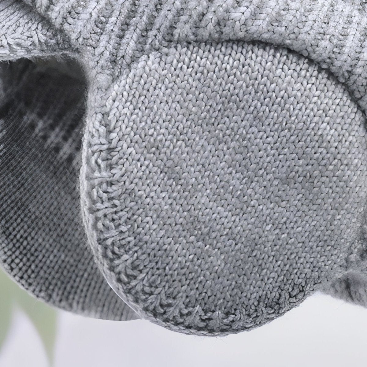 Unisex-Wintermütze | Gestrickt mit Ohrenklappen und Schirm 8