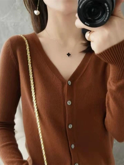 V-Ausschnitt-Cardigan für Damen | Relaxed Fit