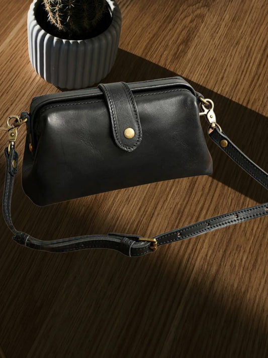 Zana | Elegante Damenhandtasche aus hochwertigem PU mit Vintage-Verschluss und großer Kapazität | Schwarz